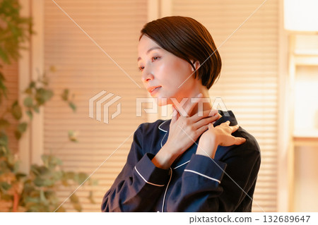 夜間護膚 132689647