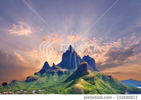 sunset in the tropical islands. beautiful panorama view of the beach in palawan, philippines 132689821