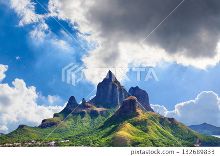 sunset in the tropical islands. beautiful panorama view of the beach in palawan, philippines sunset in the tropical islands. beautiful panorama view of the beach in palawan, philippines 132689833