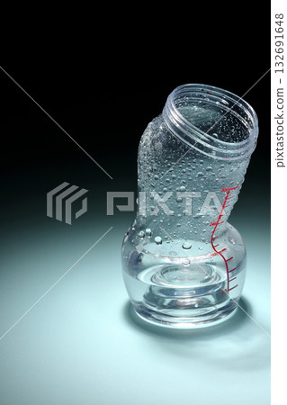 熱彎量杯 132691648