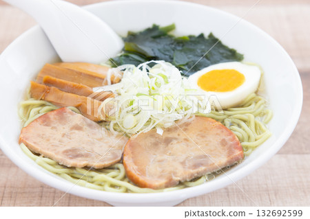 美味的鹽拉麵 132692599