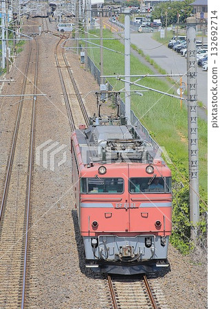 EF81 on its way back from the Kandatsu test run EF81 on its way back from the Kandatsu test run 132692714