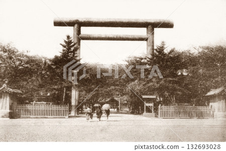 Old photo, 1914-1918, Yasukuni Shrine, Tokyo Old photo, 1914-1918, Yasukuni Shrine, Tokyo 132693028