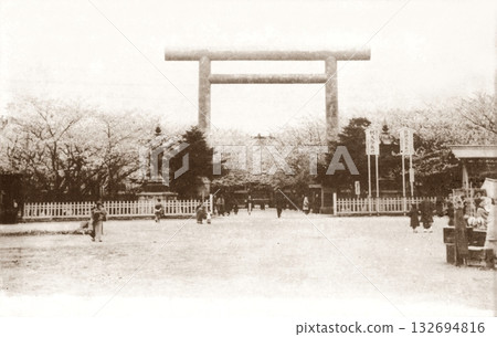 老照片，1909-1918年，靖國神社和櫻花，東京 132694816