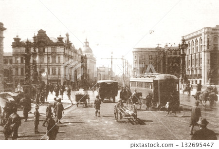 Old photo, 1923, Nihonbashi, Tokyo Old photo, 1923, Nihonbashi, Tokyo 132695447