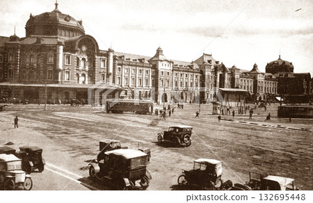 Old photo, 1918-1933, Marunouchi exit of Tokyo Station Old photo, 1918-1933, Marunouchi exit of Tokyo Station 132695448