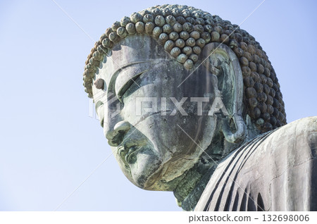 湛藍的天空和鎌倉大佛。 132698006