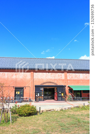 Scenery of the Tsuruga Red Brick Warehouse in Tsuruga City, Fukui Prefecture 132699736
