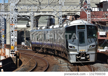 JR阪和線225系列5100列車開往和歌山 132700030