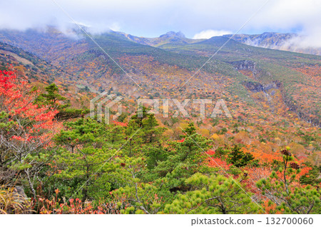 阿達塔拉山在秋葉繁茂之時最迷人。 阿達塔拉山在秋葉繁茂之時最迷人。 132700060