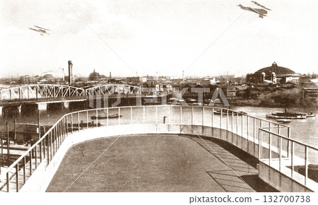 Old photo, 1918-1930, Tokyo, Ryogoku Bridge over the Sumida River and Ryogoku Kokugikan Sumo Hall 132700738