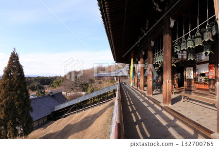 從東大寺二月堂的正殿舞台上看到的迴廊和參閱處 132700765
