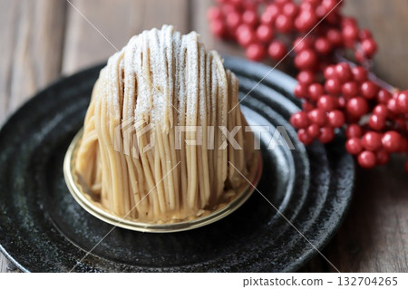 Japanese Chestnut Mont Blanc Cake Chestnut Sweets 132704265