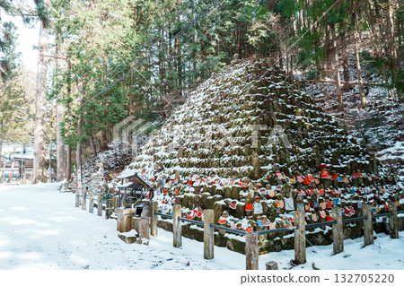 Mount Koya, Okunoin, Winter Muenzuka Mount Koya, Okunoin, Winter Muenzuka 132705220