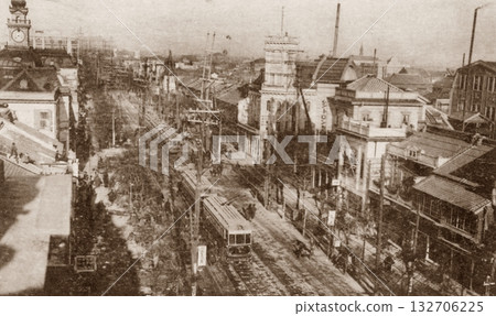 Old photo, 1907-1918, Tokyo, Ginza Chuo-dori, panorama of Ginza 4-chome seen from Ginza 6-chome 132706225