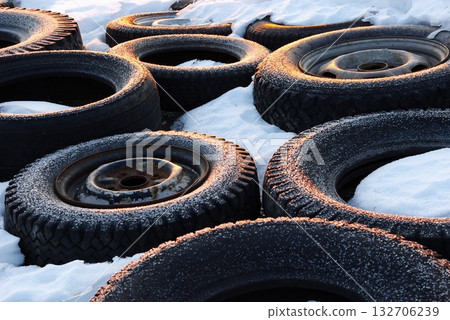 Fermented livestock feed is kept at a minimum with waste tires. 132706239