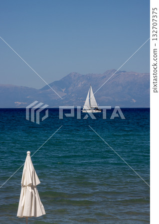 Sea, sailboat and mountains, Corfu (Korfu), Grece Sea, sailboat and mountains, Corfu (Korfu), Grece 132707375