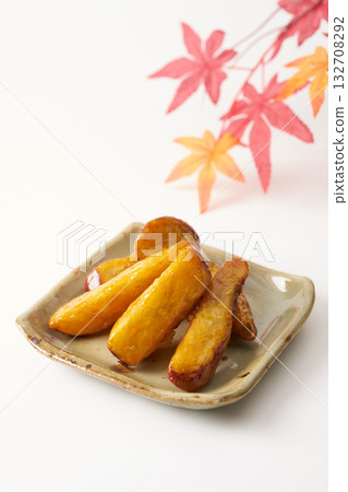 Image of the autumn flavor of sweet potato 132708292