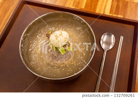 Korean food. Cold buckwheat noodles 132709261