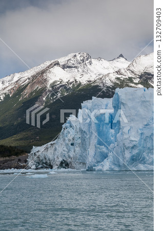 Perito Moreno Glacier, Los Glaciares National Park, Santa Cruz Province, Patagonia Argentina. 132709403
