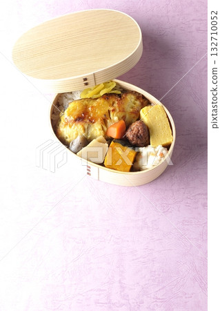 Grilled fish lunch 132710052