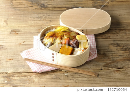 Grilled fish lunch Grilled fish lunch 132710064