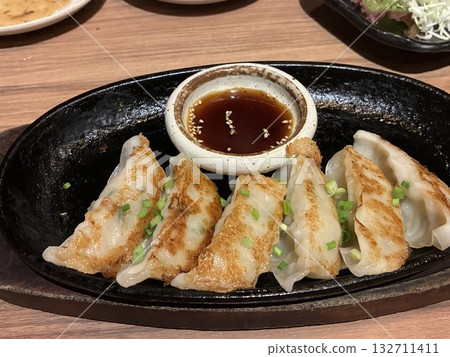 Black pork dumplings 132711411