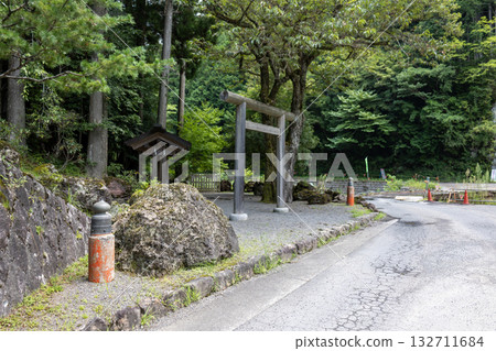 Tenkawa Dai-Benzaiten Shrine, Nara Prefecture (photographed in August 2025) 132711684