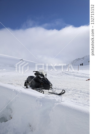 Snowy mountain ski-lift no people, blue sky, azure, air, freshness, ecology. High quality photo 132715152