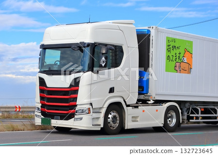 拖車圖像 132723645