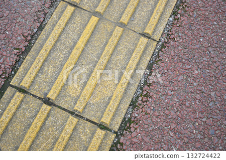 Braille block Braille block 132724422