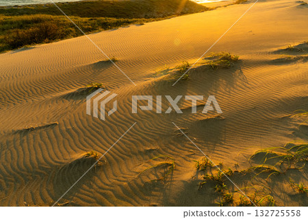 <<Shizuoka Prefecture>> Nakatajima Sand Dunes - Sunset Scenery <<Shizuoka Prefecture>> Nakatajima Sand Dunes - Sunset Scenery 132725558