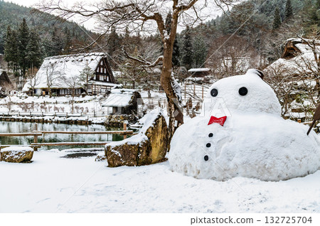 岐阜，白雪皚皚的飛驒村 132725704