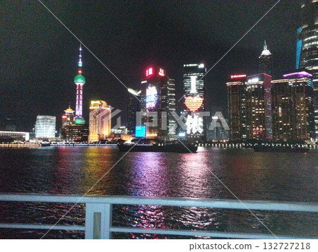 Night view of Shanghai Night view of Shanghai 132727218