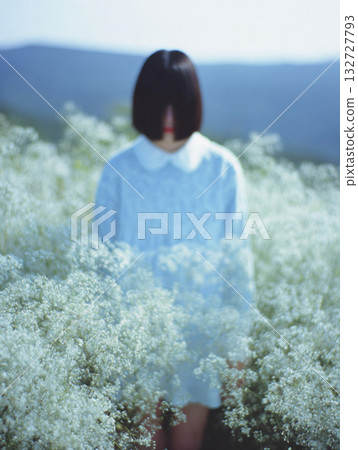 Fashion portrait of a Japanese woman 132727793
