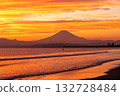 Shonan Kugenuma Coast Orange sunset and Mt. Fuji 132728484