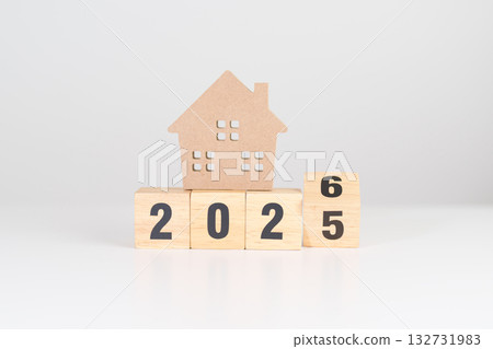 2025 end year to Happy New Year 2026 with house model. real estate, Home loan and mortgage, tax, investment, financial, savings and New Year Resolution concepts 2025 end year to Happy New Year 2026 with house model. real estate, Home loan and mortgage, tax, investment, financial, savings and New Year Resolution concepts 132731983