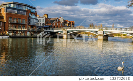 Windsor Bridge 132732628