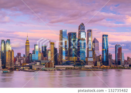 Manhattan city skyline from top viewy, cityscape of New York city Manhattan city skyline from top viewy, cityscape of New York city 132735482