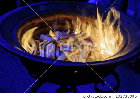 在營地生火 132736099