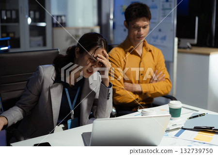 Business team sitting stress and worried problems from working in the office. 132739750