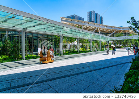 [Tokyo] Takanawa Gateway City, where the city and nature are one 132740456