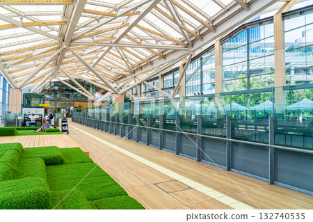 [Tokyo] Takanawa Gateway Station: Impressive with its stylish interior 132740535