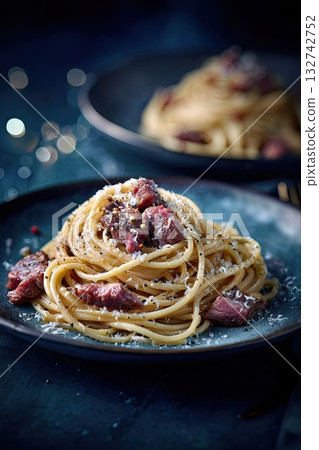 carbonara pasta with beef bacon 132742752