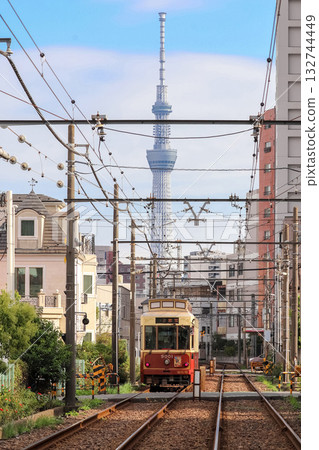 Toden Arakawa Line and Tokyo Skytree Toden Arakawa Line and Tokyo Skytree 132744449