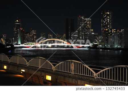 Bay Area with sparkling lights and illuminations November 2018 Minato Ward Night View: Waters Takeshiba 132745433