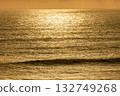 The beautiful shape of the golden ocean [with sunrise sunlight] 132749268