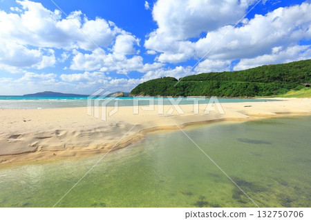 [Nagasaki Prefecture] Takahama Beach, Japan's most beautiful beach (Fukue Island, Goto Islands) 132750706