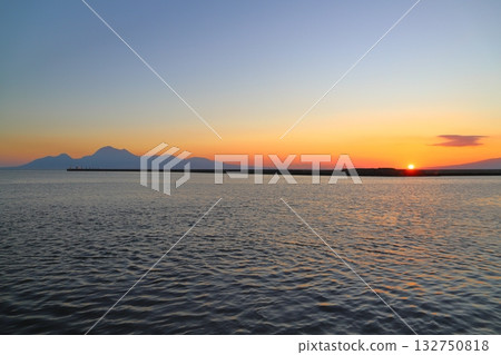 Sunset over the sea, Nagasu Port Sunset over the sea, Nagasu Port 132750818