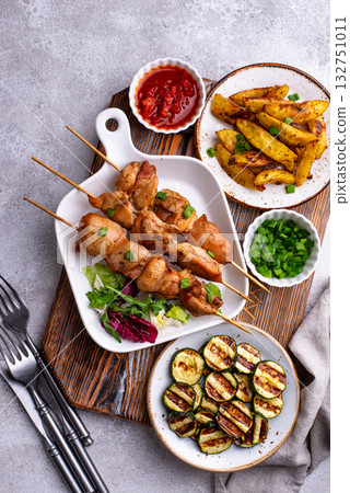 Chicken skewers kebab with vegetables Chicken skewers kebab with vegetables 132751011